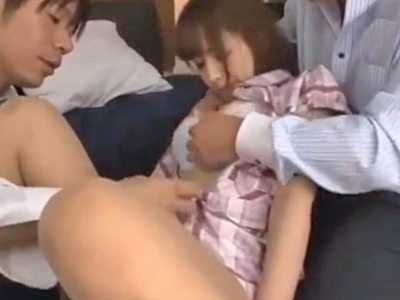 「あなた助けてぇ！」何も出来ない旦那の前で顔射3Pレイプされる巨乳妻