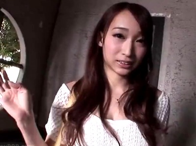 「ぁあ～締めたわかった？♥」蓮実クレアさんがザーメンたんまり貯めた素人くんに連続中出しされる乱交