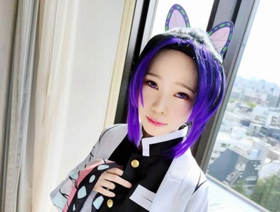 あまりにも綺麗すぎるレイヤー！鬼滅〇刃・胡蝶し〇ぶコスの美少女がアヘ顔全開オフパコ