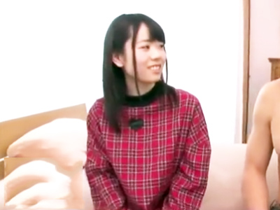 AV初挑戦の地味目美少女がホテルパコ→あまりの凄さに撮影後ガチ泣きｗ